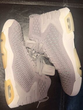Size 7y- Jordan Flyknit Elevation 23 Grey - Perfect Condition!!!